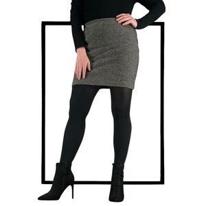 ST. JOHN COLLECTION / Black & Cream Pencil Skirt / Size 2